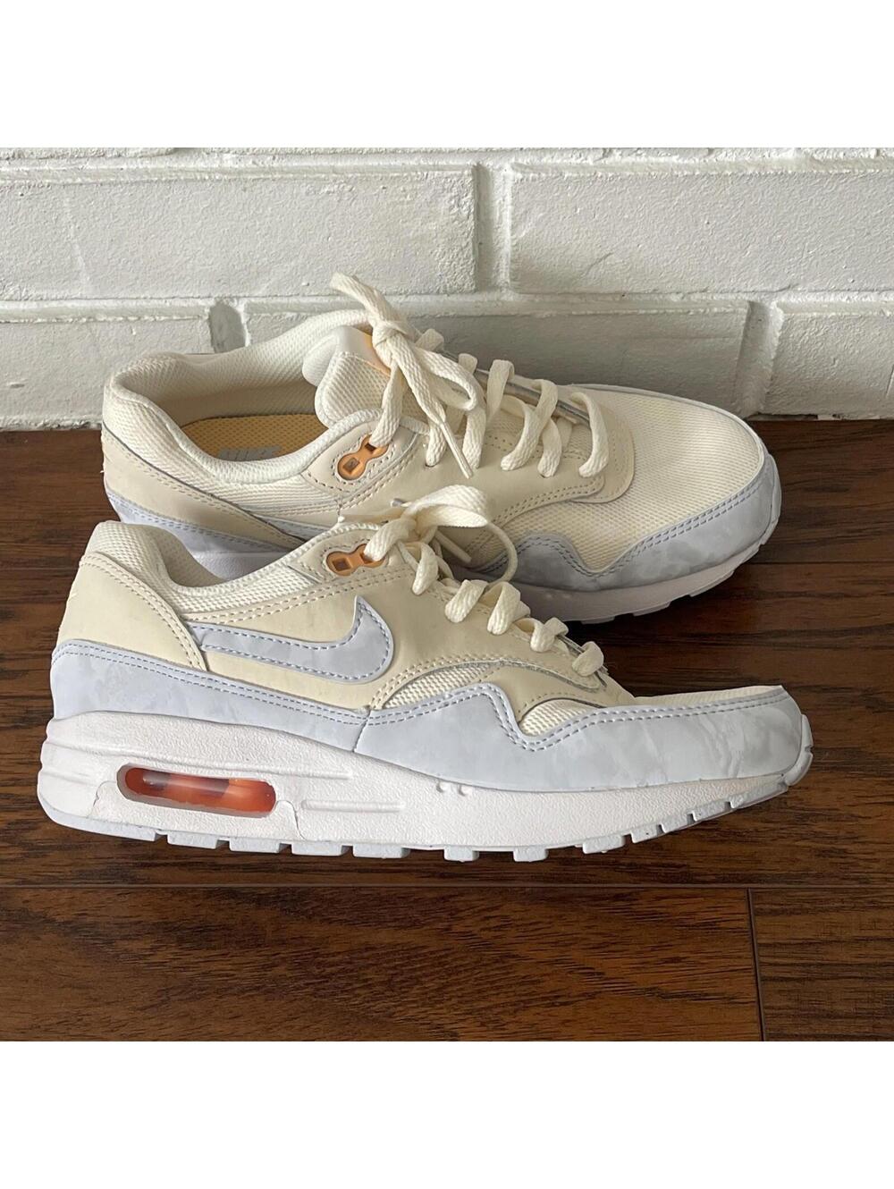 Nike Air Max 1 Ivory Football Grey White Running DZ3307 102  (GS) Size 4Y